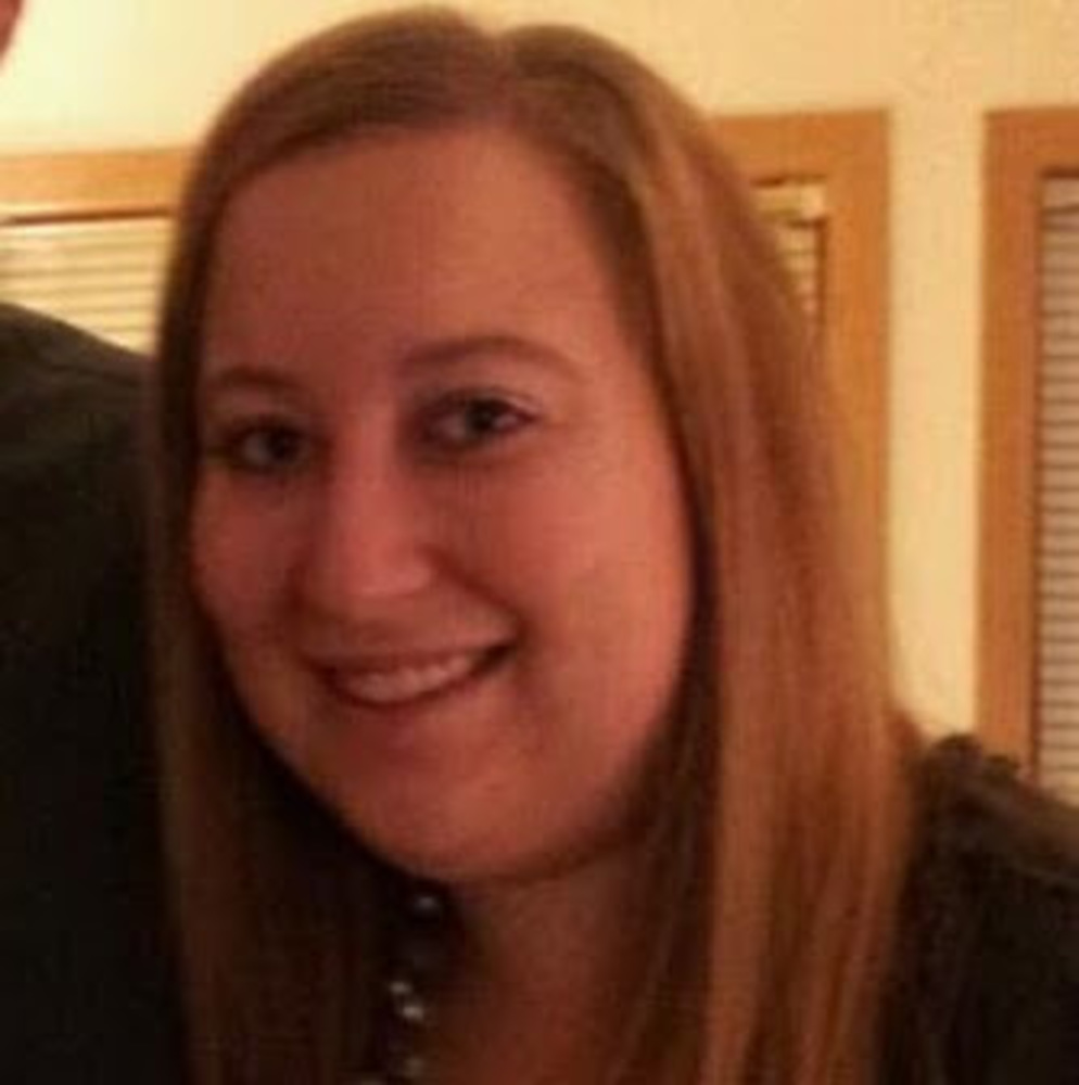 Meet your Posher, Cassandra